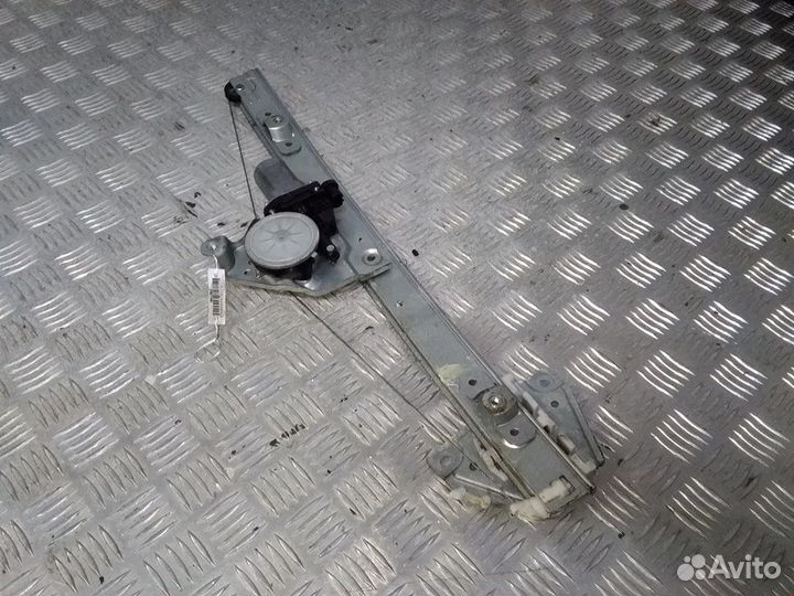 Стеклоподъемник передний правый Suzuki 2