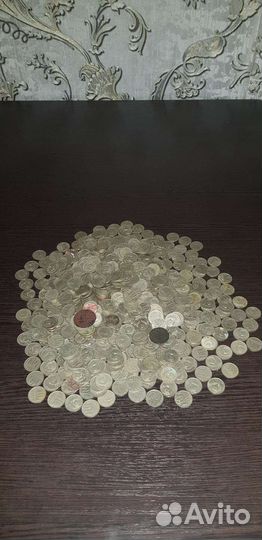 Набор монет более 750 шт по 10к + 2 царские монеты