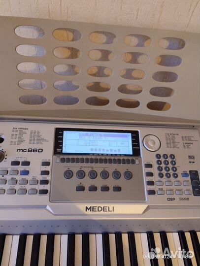 Синтезатор medeli mc 860