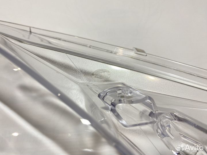 Правое стекло фары Mercedes W212 дорестайлинг