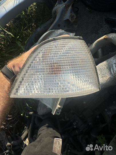 Поворотник bmw e36