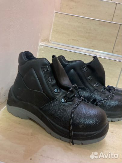 Ботинки специальные