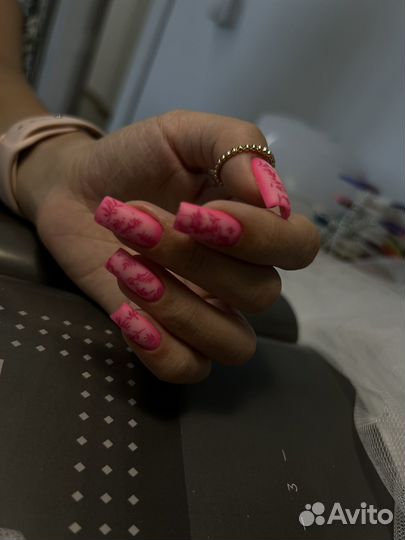 Мастер маникюра