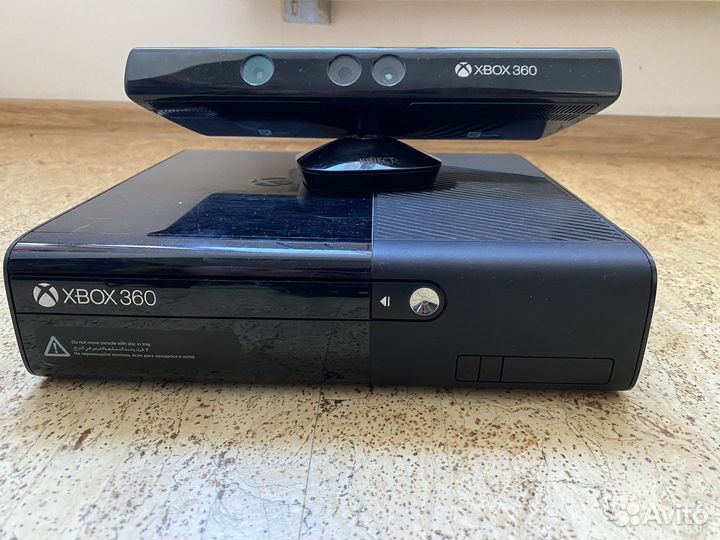 Xbox 360 E 500gb kinect