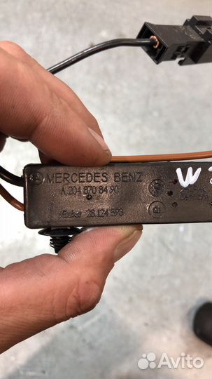 Фильтр помех антенный Mercedes-Benz W204