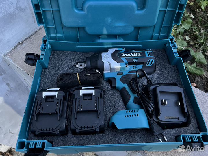 Гайковерт аккумуляторный makita грузовой 2200 N.m