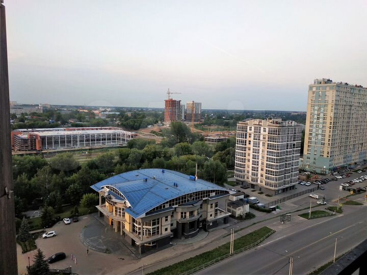 2-к. квартира, 74 м², 13/18 эт.