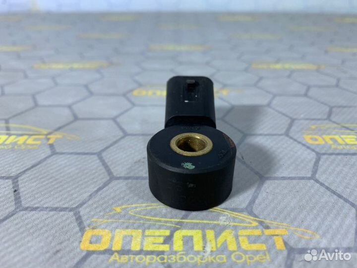 Датчик детонации Opel Astra J A14NET