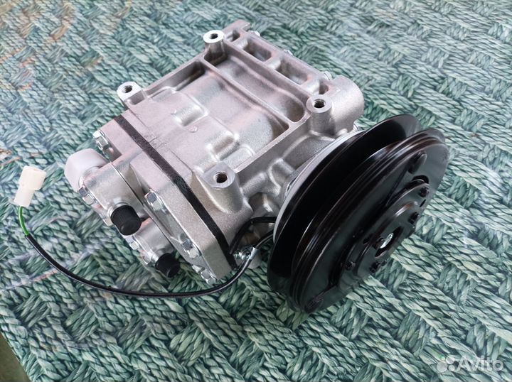 Рефкомпрессор Mitsubishi 2F401 MH