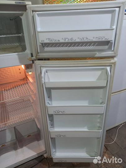 Холодильник Атлант 145см