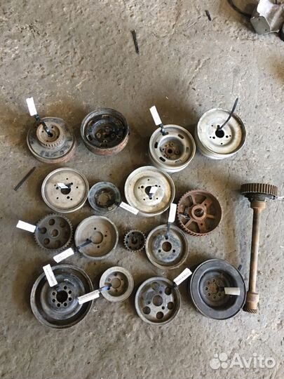 Шкив коленвала VAG Гур ролик шкиф грм