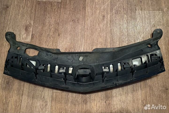 Решетка радиатора opel astra h gtc