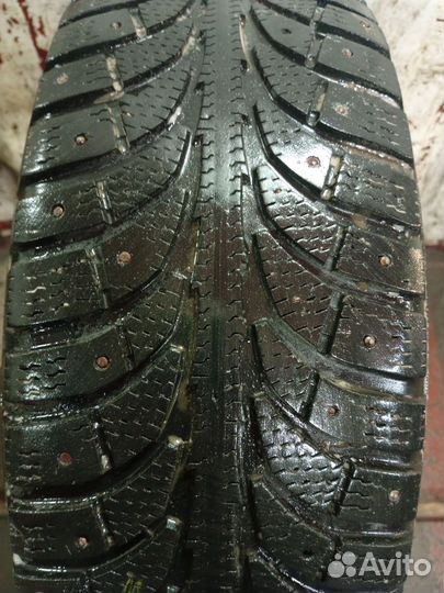 GT Radial Champiro IcePro 215/65 R16 102T