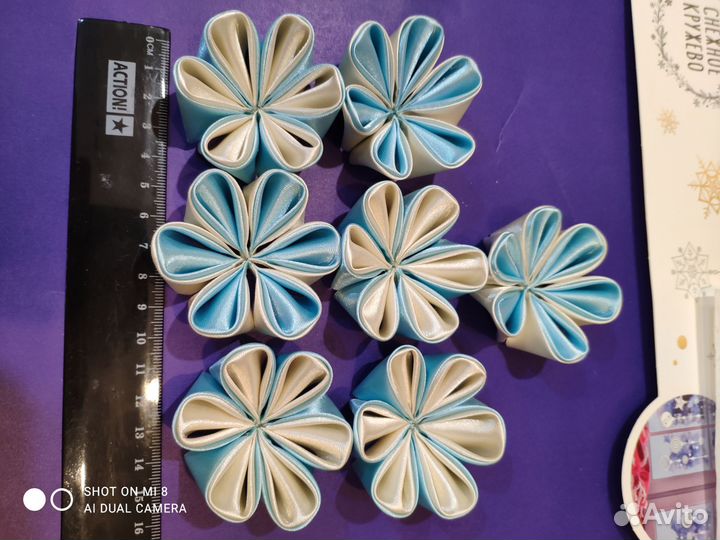 Цветы из атласных лент, канзаши в ассортименте