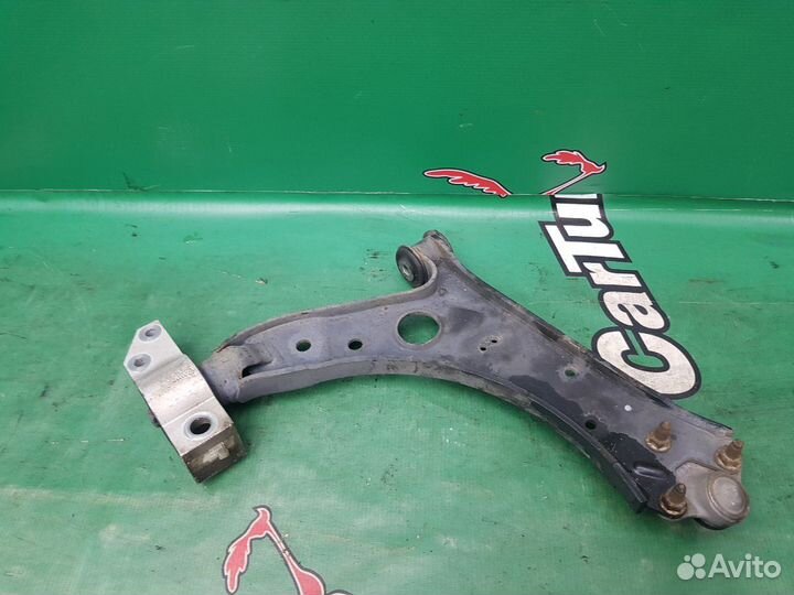 Рычаг подвески нижний передний левый Audi A3 8P