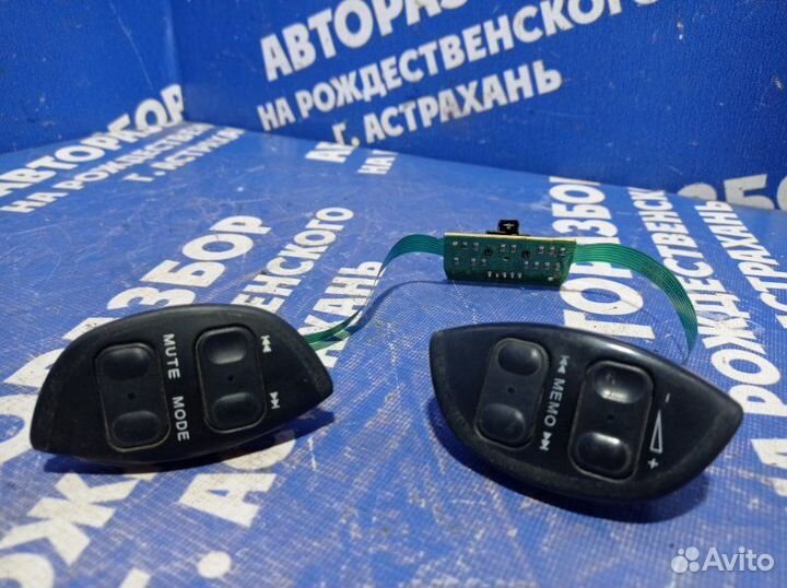 Кнопки мультируля Citroen Xsara лифтбэк 1998