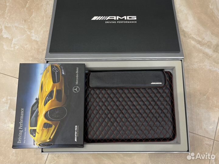 Чехол подарочный AMG для планшета