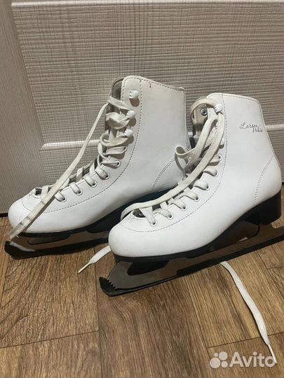 Фигурные коньки Larsen White