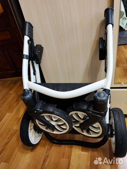 Коляска Legacy rider