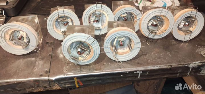 Светильники для натяжных потолков