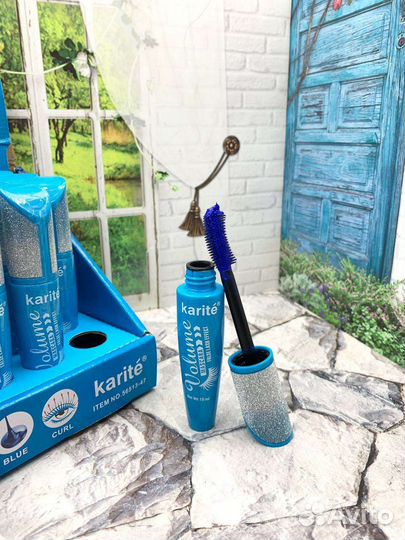 Тушь для ресниц синяя