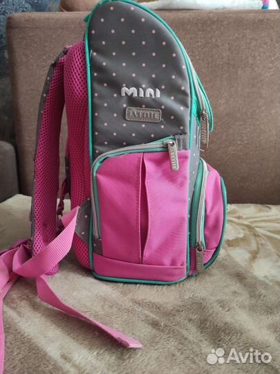 Школьный рюкзак