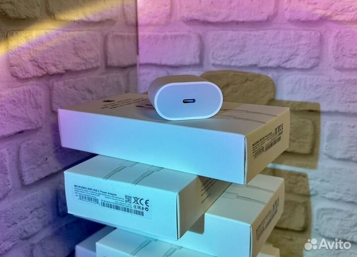 Быстрая зарядка для iPhone 20W Адаптер + Кабель