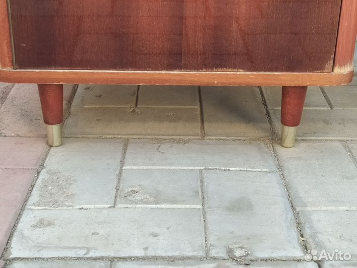 Винтажные тумбочки