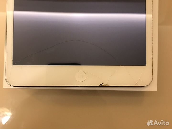 iPad mini 32 гб
