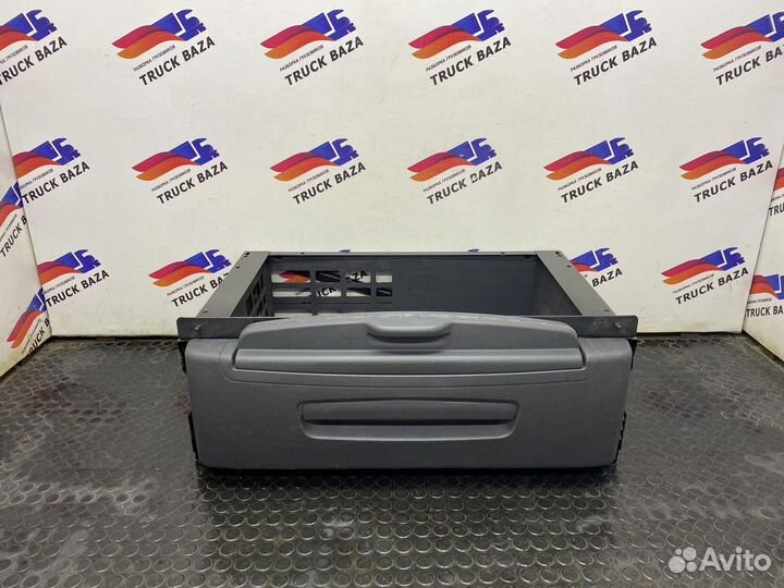 Вещевой ящик верхний Mercedes-Benz Actros