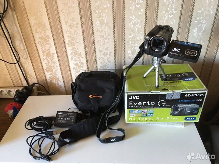 Цифровая видеокамера JVC Everio