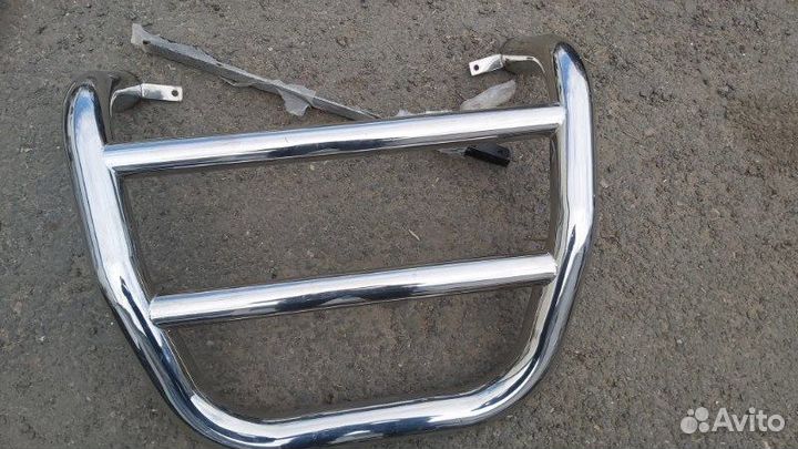 Передняя решетка Hyundai Santa Fe