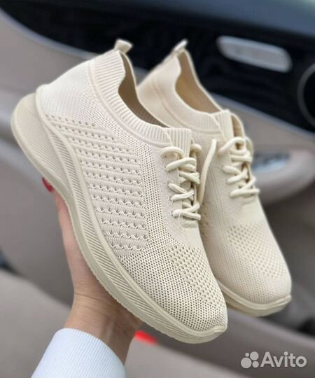 Слипоны женский бежевый