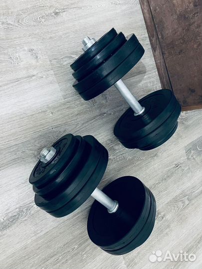 Гантель новая разборная обрезиненная