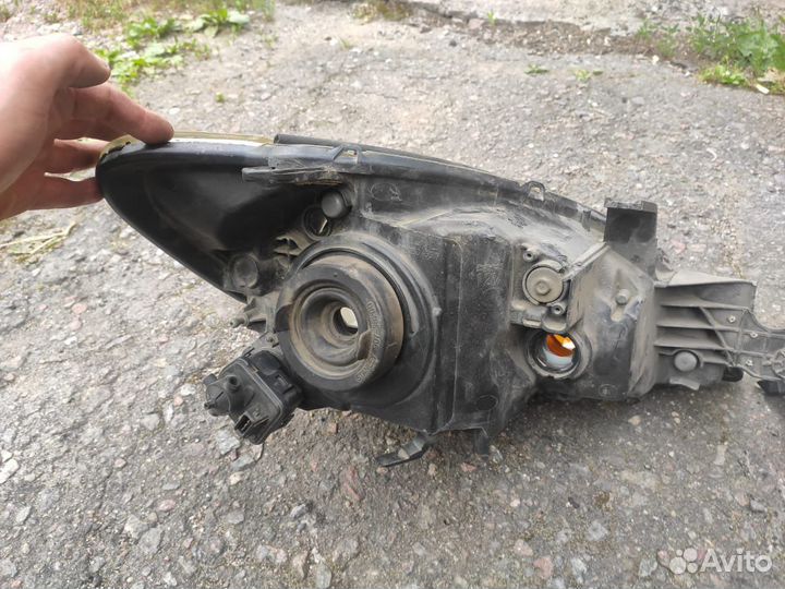 Фары на mitsubishi lancer 9 2006г. выпуска