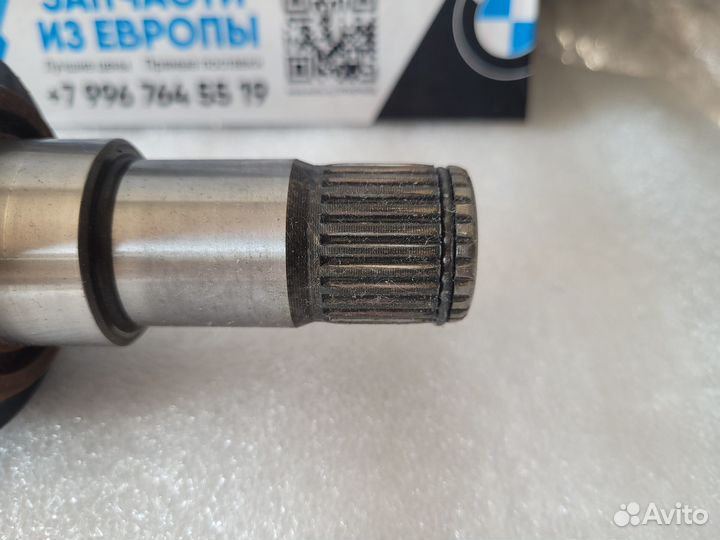 Полуось задняя левая Land Rover Range Rover Evoque