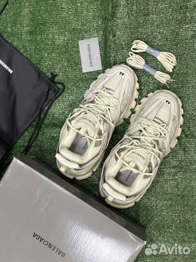 Balenciaga track beige люкс