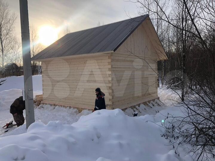 Дом 32,6 м² на участке 13 сот.