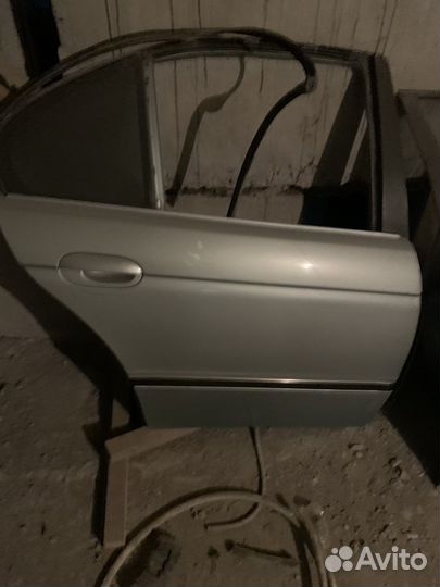 Дверь на BMW E39