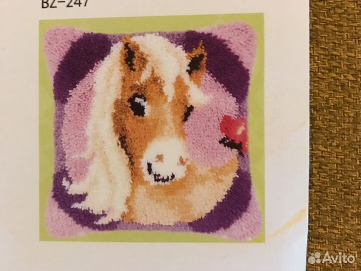 Пряжа, ковровая вышивка