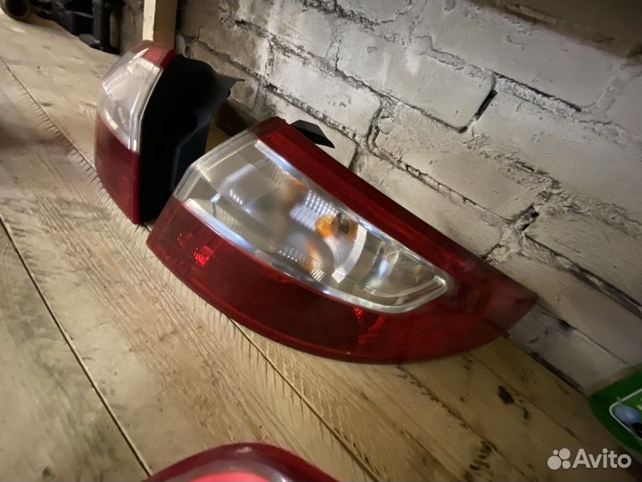 Задние фонари Renault fluence 2013г
