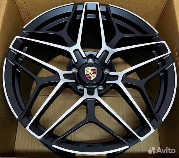 Кованые диски на Порше Каен 3 Porsche cayenne R22