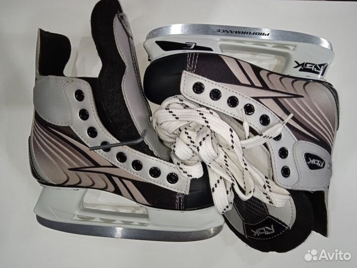 Коньки хоккейные детские,профессионал, 