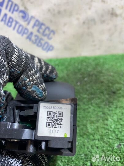 Подрулевой переключатель Renault Fluence седан 1.6