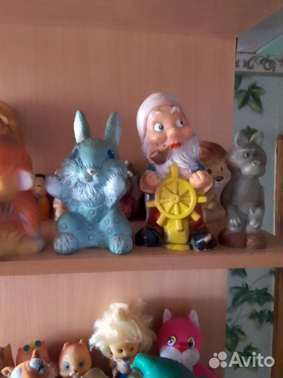 Игрушки резиновые