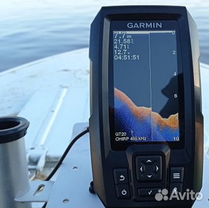 Эхолот Garmin Striker Vivid 4cv с датчиком GT20-TM
