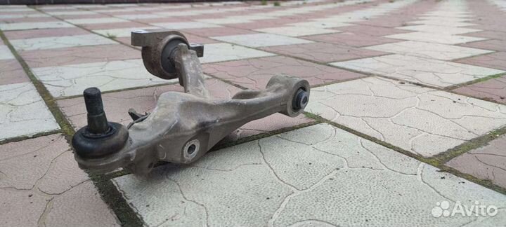 Рычаг левый нижний инфинити g25