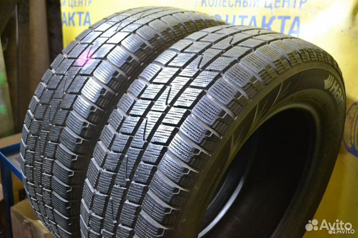 Hankook Winter I'Cept IZ W606 215/60 R16