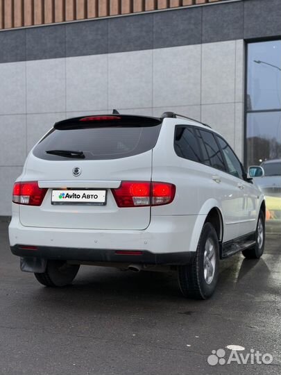 SsangYong Kyron 2.0 AT, 2010, 235 000 км