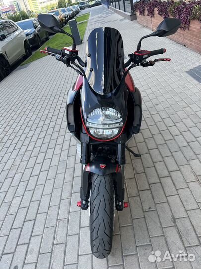 Diavel Carbon (Firetong)